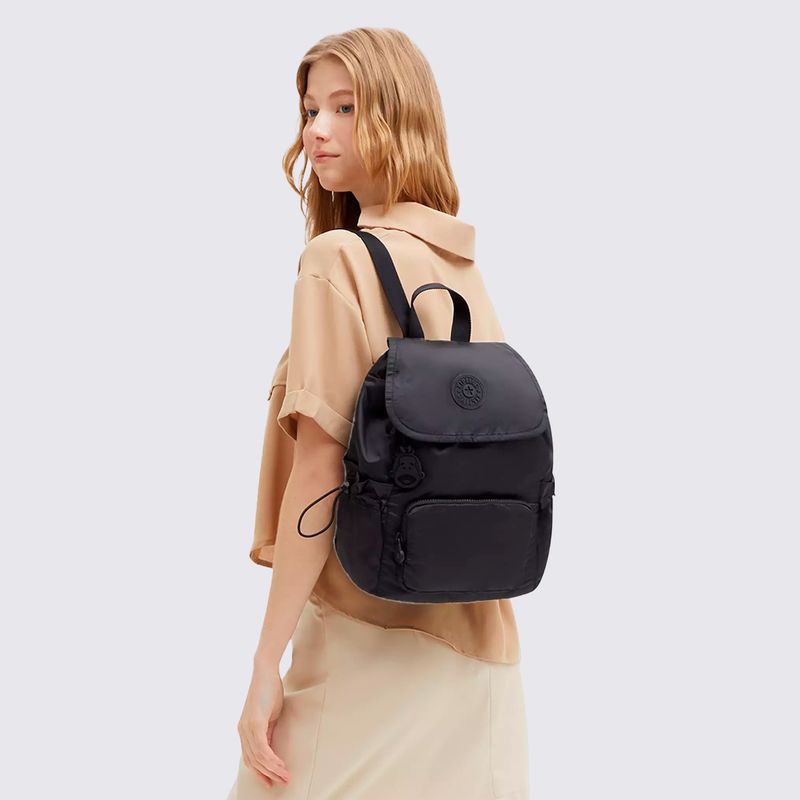 I57664RZ-Mochila-Kipling-Joetta-Preto-variacao6.jpg