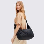 I58234RZ-Bolsa-Kipling-GWYN-Preto-variacao6.jpg
