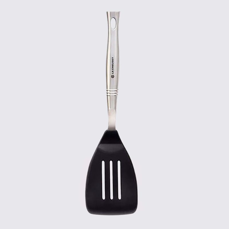 41007350010100-Espatula-Vazada-Le-Creuset-Revolution-Aco-Inox-e-Silicone-variacao2.jpg