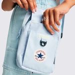 10020540A17-Bolsa-Converse-Crossbody-2-Azul-variacao6