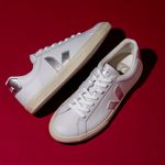EO0203883A-Tenis-Veja-Esplar-Leather-White-Silver-variacao5