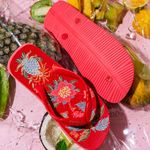 J1008800250001-Chinelo-Farm-Flip-Flop-Jangada-Print-Rosa-Variacao6