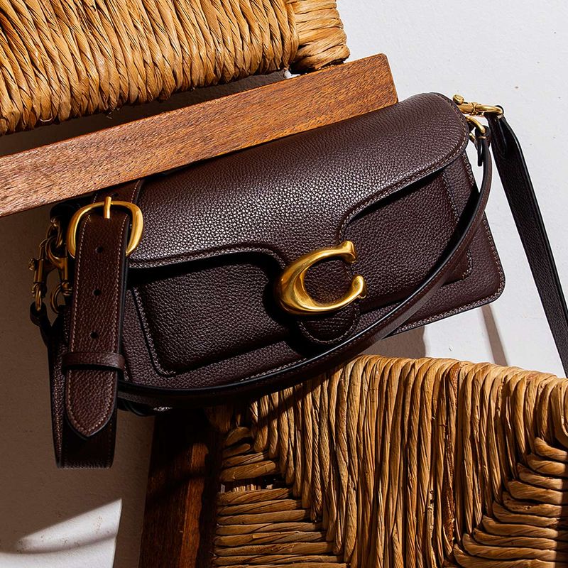 CH857B4MPL-Bolsa-Coach-Tabby-Shoulder-26-Marrom-Escuro-variacao-05