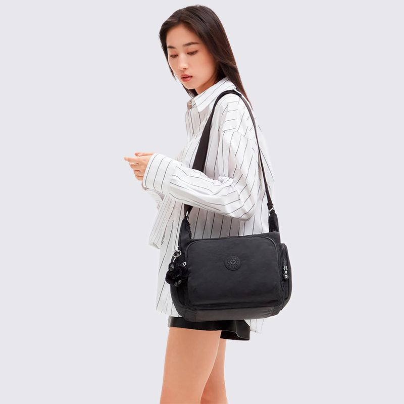 I5740P39-Bolsa-Kipling-Gabb-Preto-variacao7