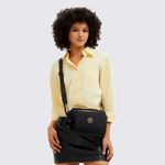 I59861BG-Bolsa-Kipling-Abanu-M-Zip-Preto-variacao6