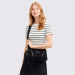 I510762Q-Bolsa-Kipling-Sera-M-Preto-variacao6