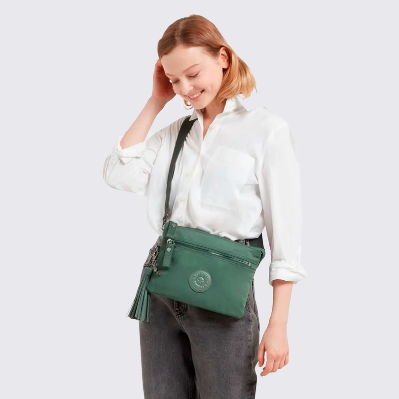 I79499NX-Bolsa-Kipling-Riri-L-Verde---Com-FotoVARIACAO05