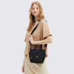 I6778TB4-Bolsa-Kipling-Patya-Preto-variacao-06