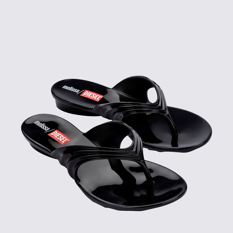 36151---MELISSA-QUANTUM-THONG---DIESEL-AD-BP733---PRETO-variacao-03