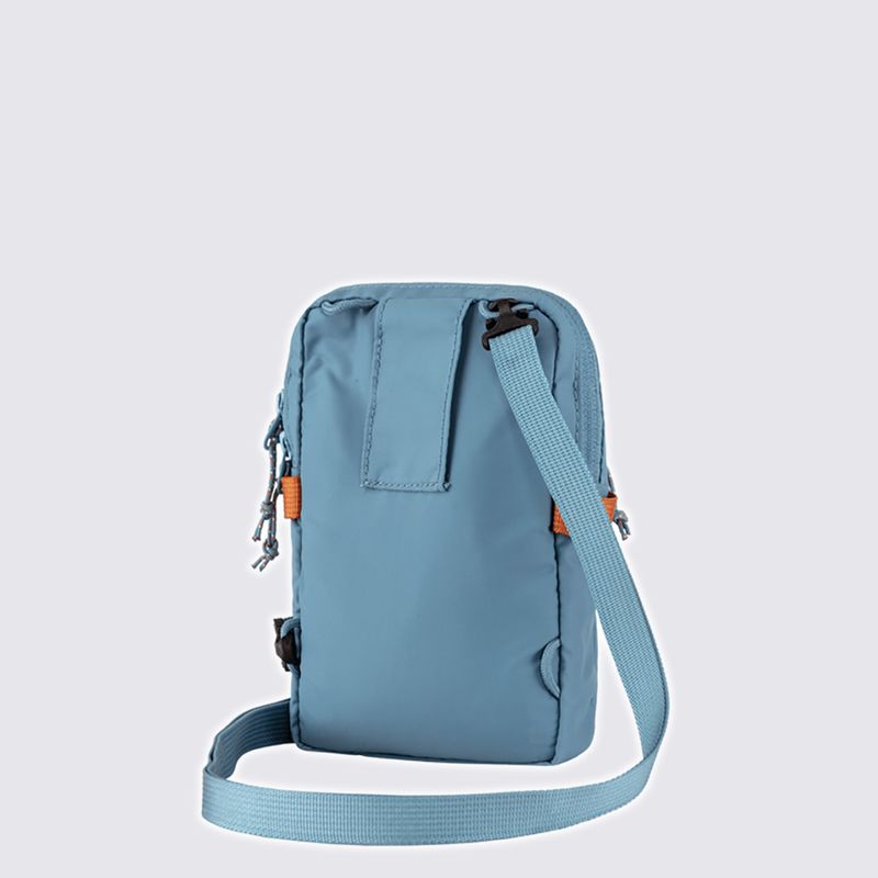 F23226543-Bolsa-Fjallraven-Transversal-High-Coast-Pocket-Azul-Variacao2