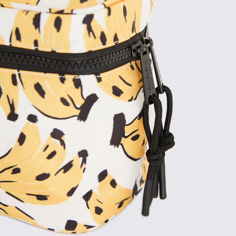 78325931-Necessaire-Farm-Me-Leva-Bossa-Banana-Off-White_v3