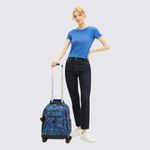 I467473L-Mochila-Kipling-New-Zea-Estampado-Variacao9
