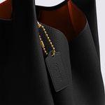 CM544B4BK-Bolsa-Coach-Lana-Shoulder-Preto_v6