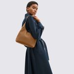 CU068B4T7J-Bolsa-Coach-Brooklyn-Shoulder-28-Bege-Variacao7